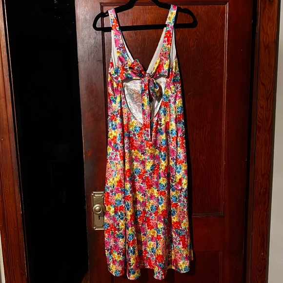 For Love & Lemons Merrill Midi Dress Cutout Tie-Back Bright Floral Size Medium - Picture 7 of 11